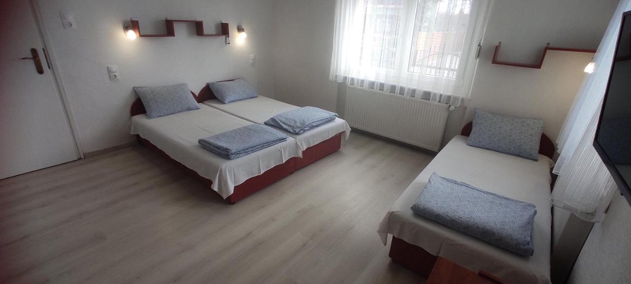 Hotel Timbi Vendeghaz Vonyarcvashegy Exteriér fotografie