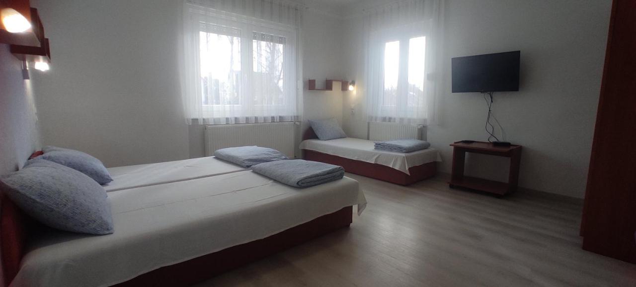 Hotel Timbi Vendeghaz Vonyarcvashegy Exteriér fotografie